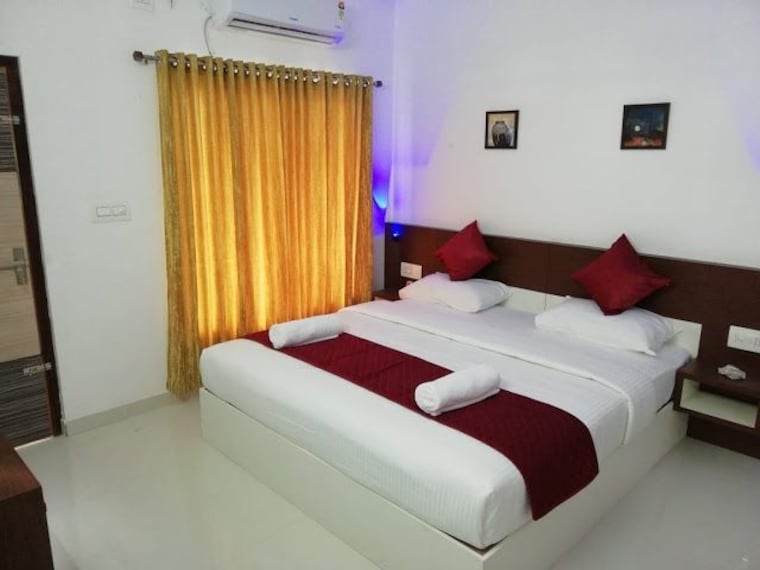 Red Corals Beach Resort-1